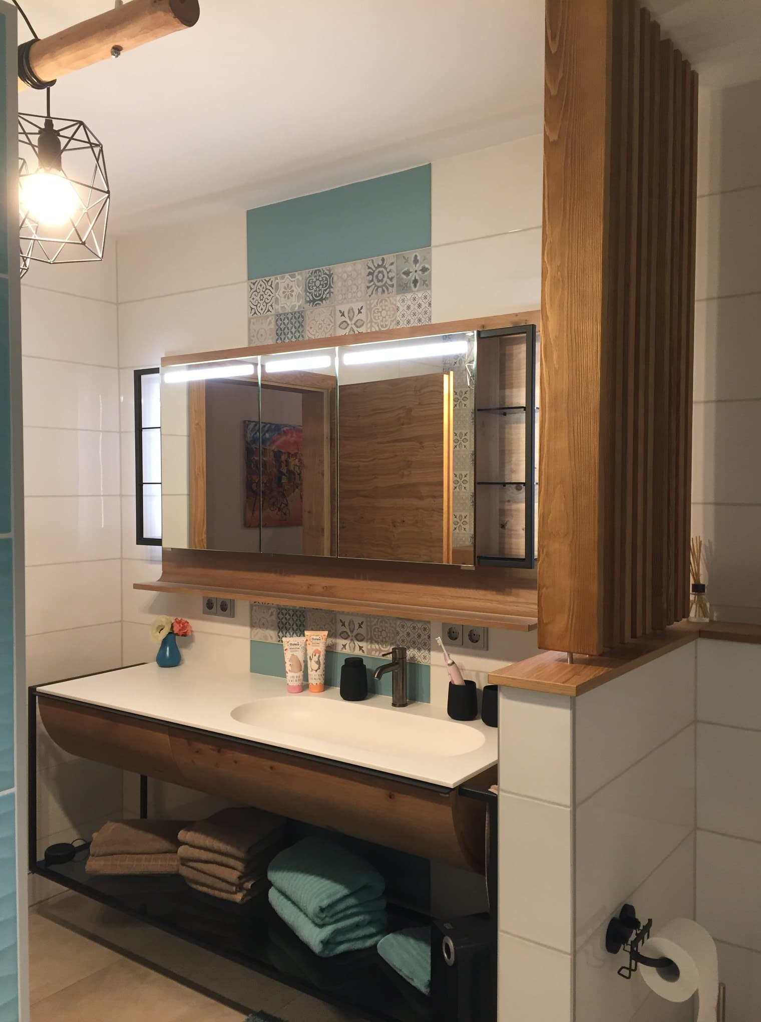 Badezimmer mit Trennelement